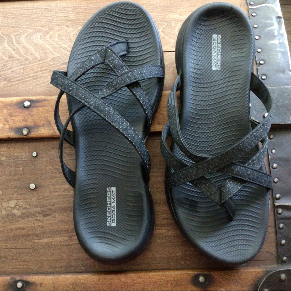 Skechers Black Gogo Mat Cross-Strap Sandals